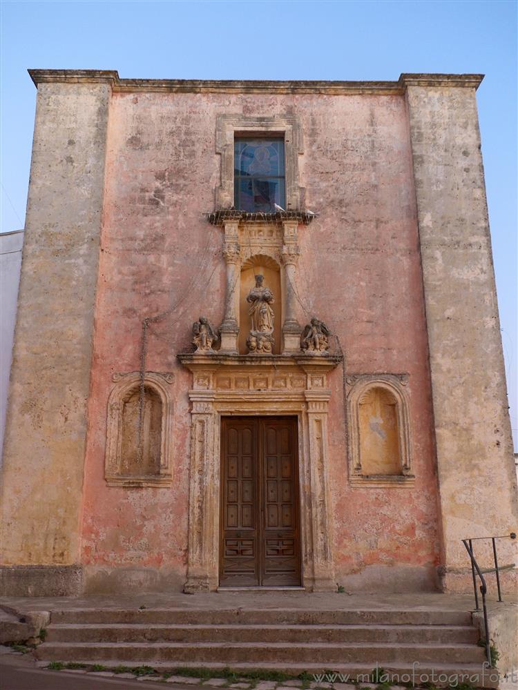 Felline frazione di Alliste (Lecce) - Facciata della  Chiesa della Madonna Immacolata